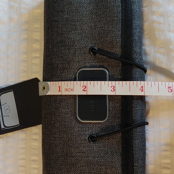 💚NWT ELECTRONIC ACCESSORIES ORGANIZER - Picture 11 of 12